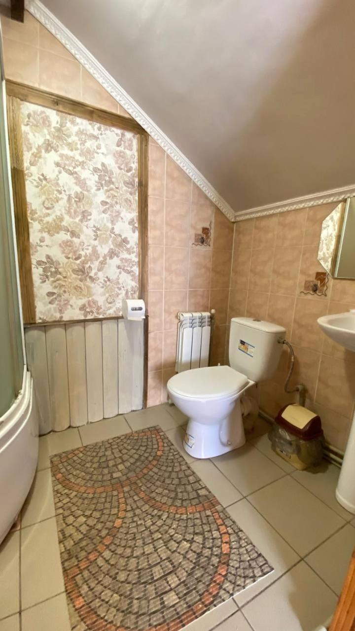 Hotel Gostynna Hata Mykulyčyn Exteriér fotografie